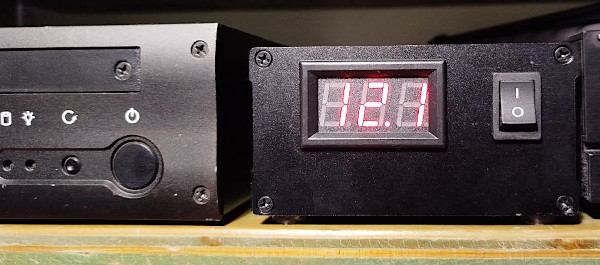 Alimentatore autocostruito da 5 Amp. per il NAS Linux