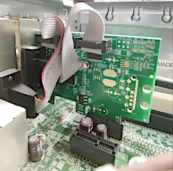 La nuova scheda nel suo slot nel PC di stazione